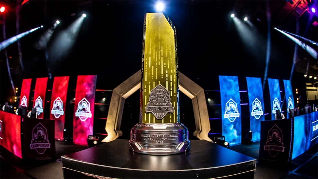 Image of Halo Championship Series trophy on centre stage between red and blue sides